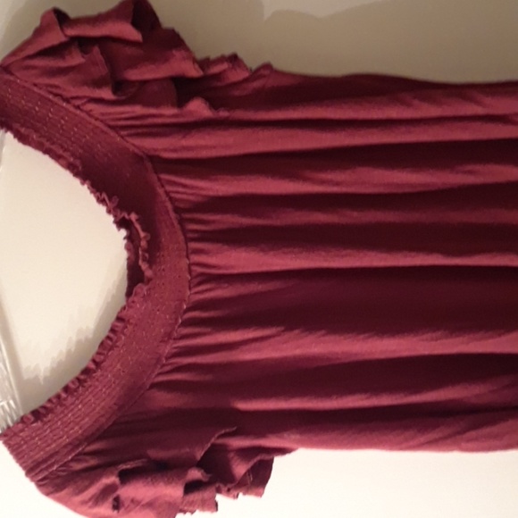 ARC Peasant style flutter sleeve blouse - Picture 2 of 3